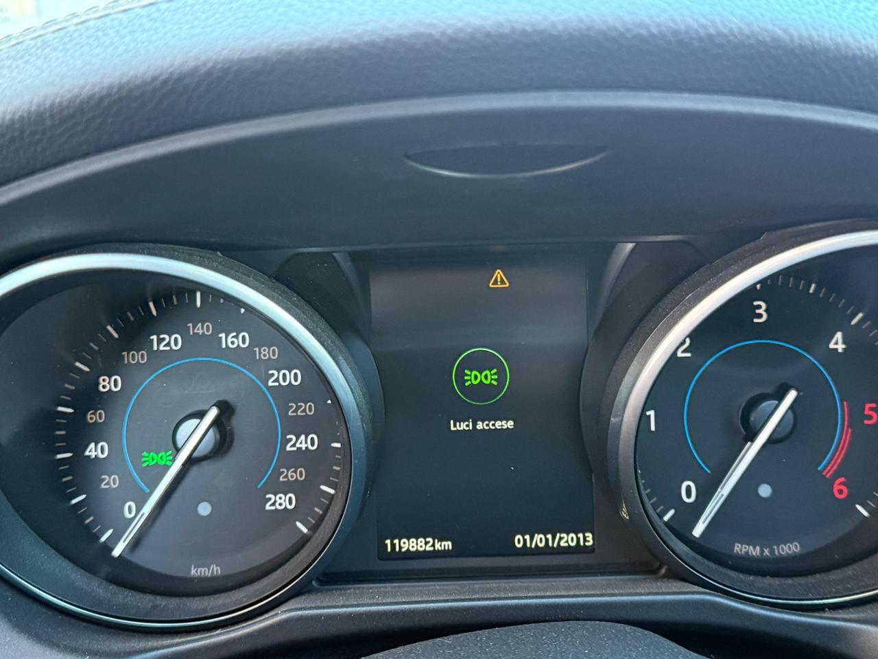 Jaguar XF 2.0 D 180 CV Portfolio