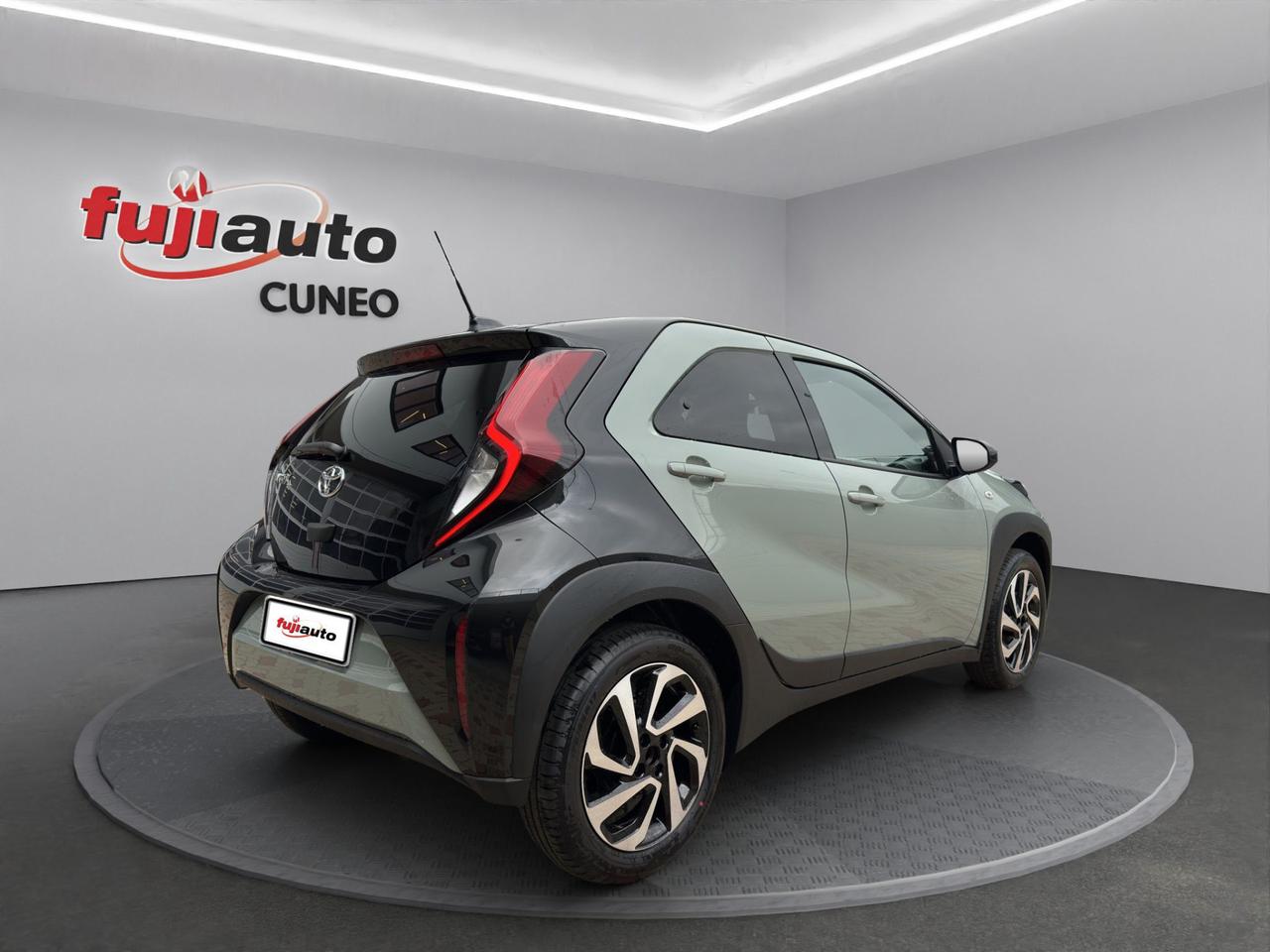 Toyota Aygo X - MY '24 5 porte TREND 1.0 VVT-i 5