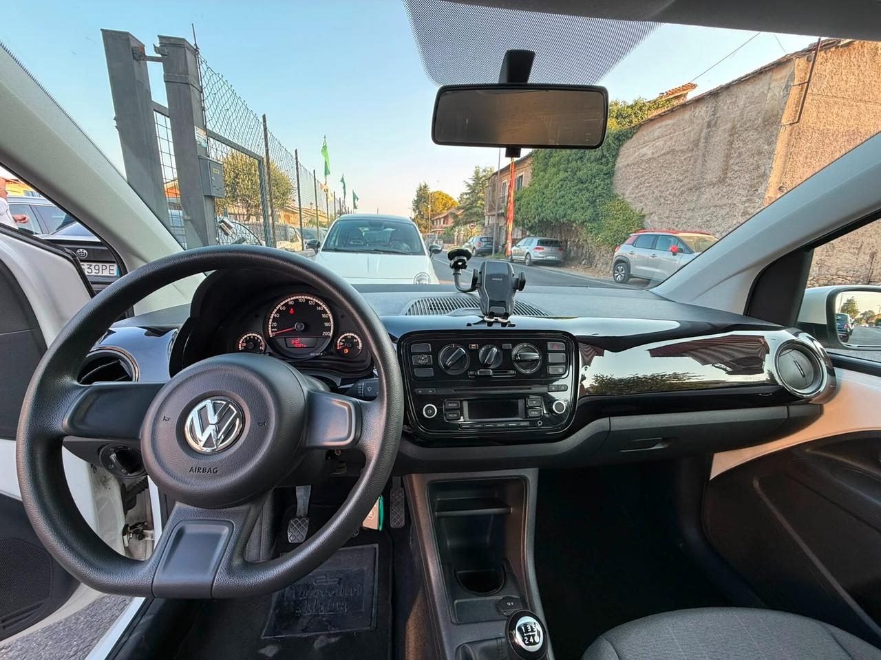 Volkswagen up! 1.0 3p. - Euro5B - 130.000KM - Superprezzo