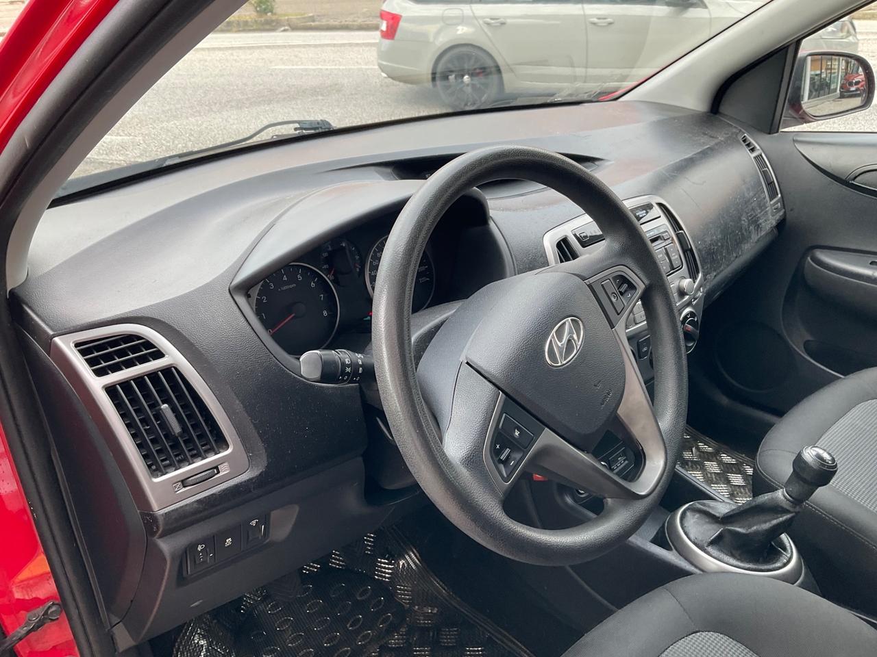 Hyundai i20 1.2 5p. Econext Sound Edition