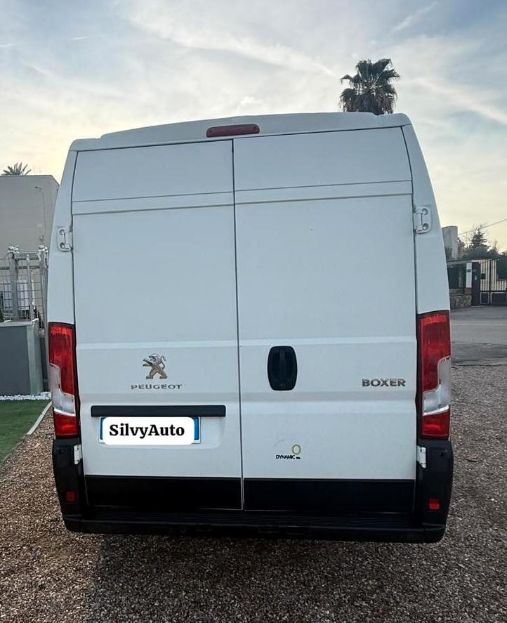 Peugeot Boxer 330 BlueHDi 120 S&S PC-TN Combi Comfort