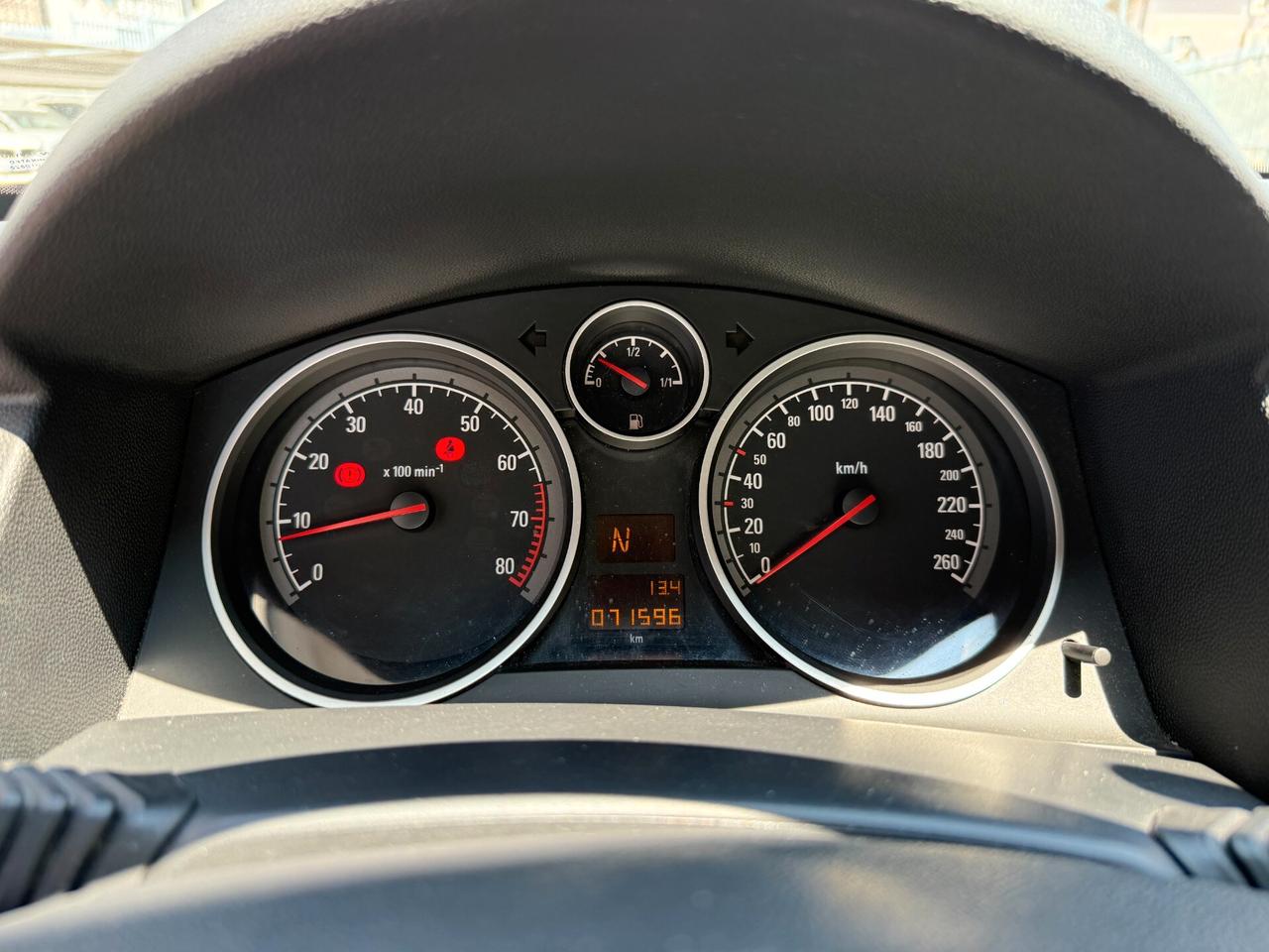 Opel Astra 1.6 16V Twinport 5 porte Cosmo