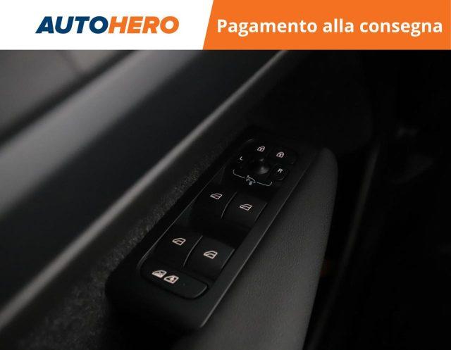 VOLVO XC40 T2 automatico Essential