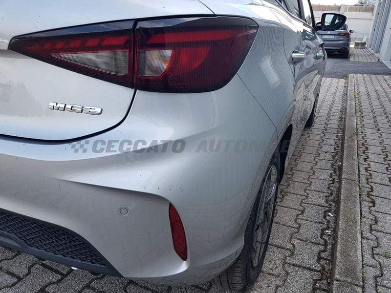 MG MG3 MG3 1.5 MT STD Cosmic Silver