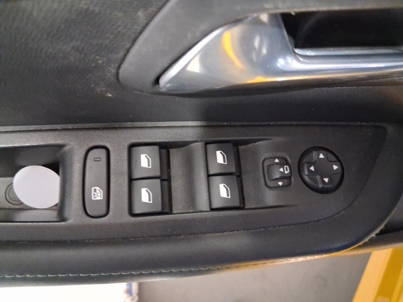 Peugeot 208 PureTech 75CV Stop&Start 5 porte Allure Pack