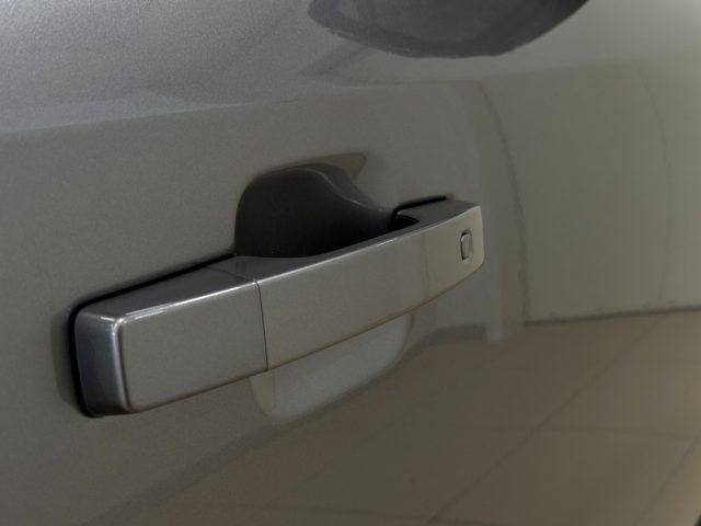 LAND ROVER Defender 110 3.0D I6 200 CV AWD Auto SE