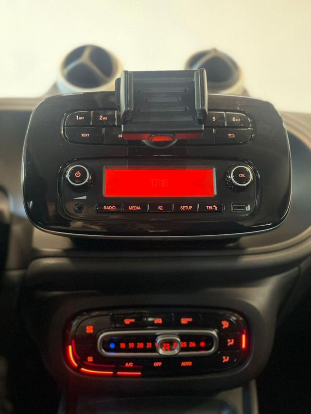SMART ForFour 70 1.0 Passion