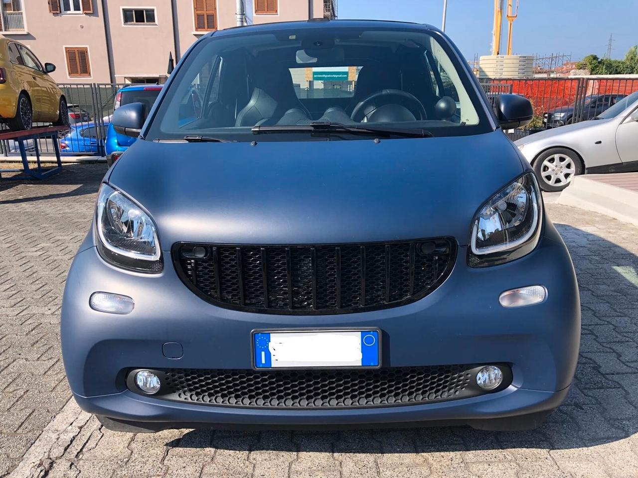 Smart ForTwo 90 0.9 Turbo NAVY/PELLE/TELECAMERA ECC...CABRIO POSSIBILITA' GARANZIA EUROPEA CONFORMGETS COMPLETA FINO A 60 MESI!!!