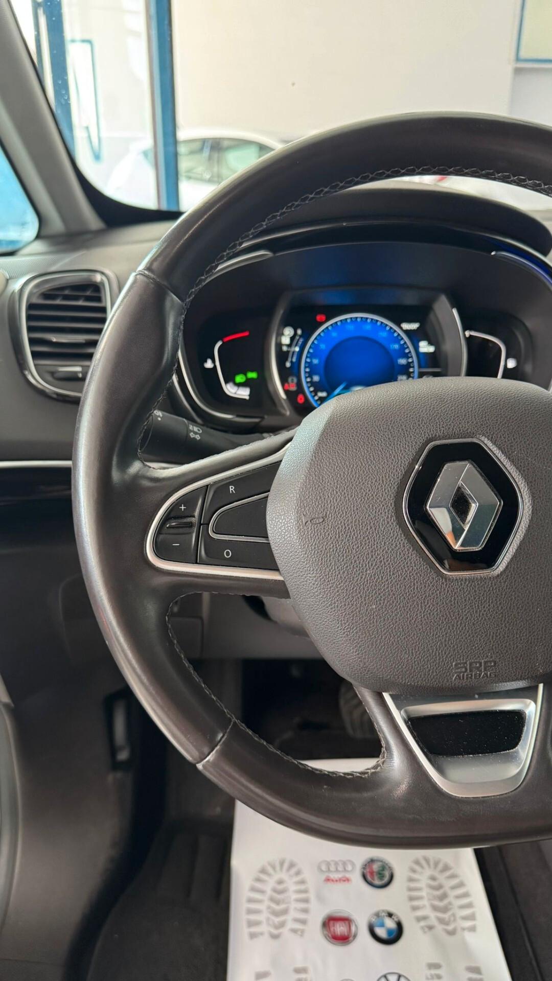 Renault Espace dCi 160CV EDC Energy Initiale Paris 4Control