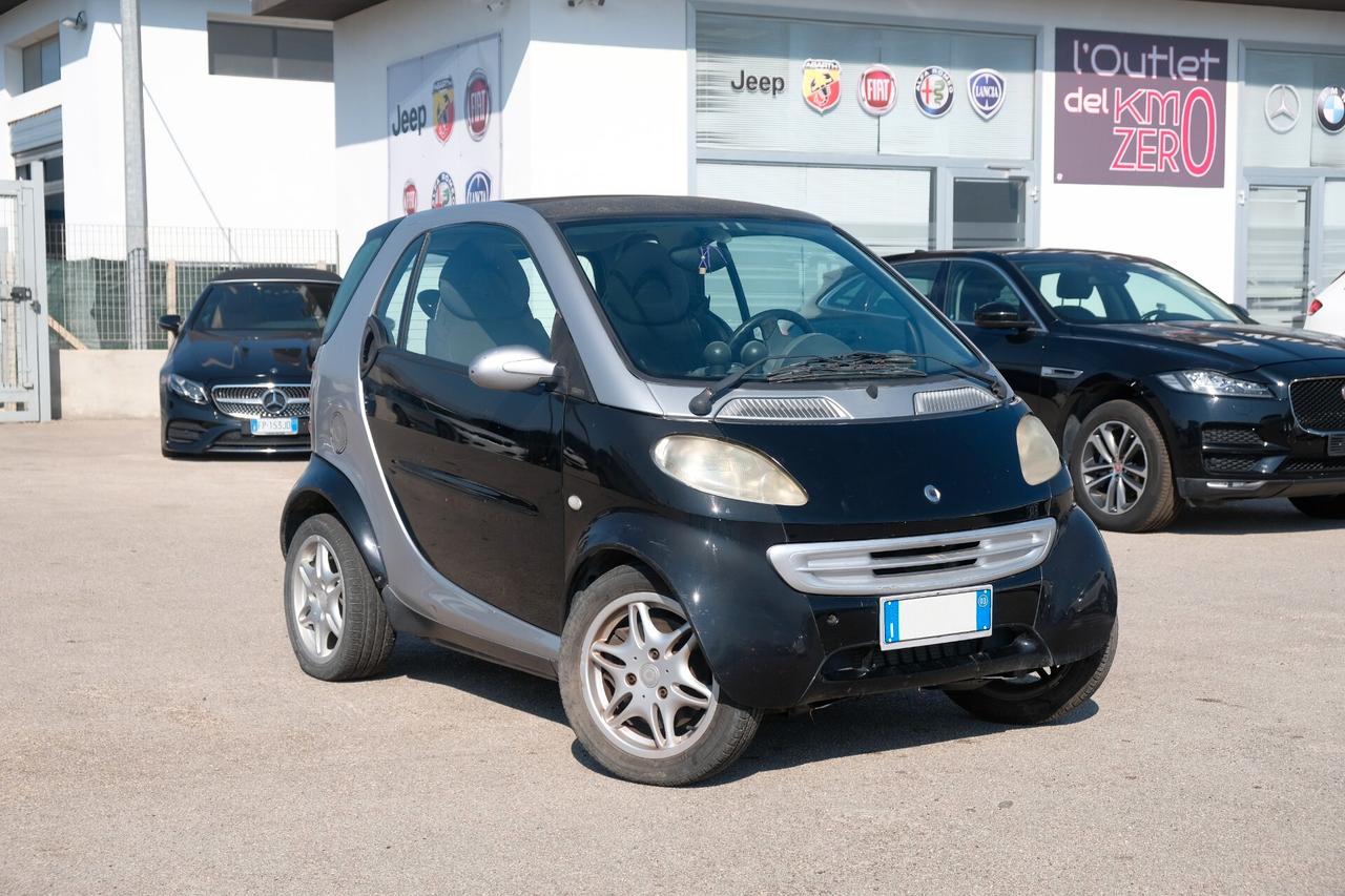 Smart ForTwo 700 coupé pure (45 kW)