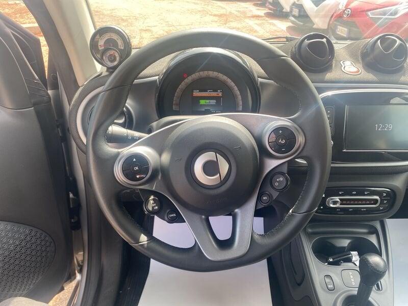 smart fortwo EQ Passion