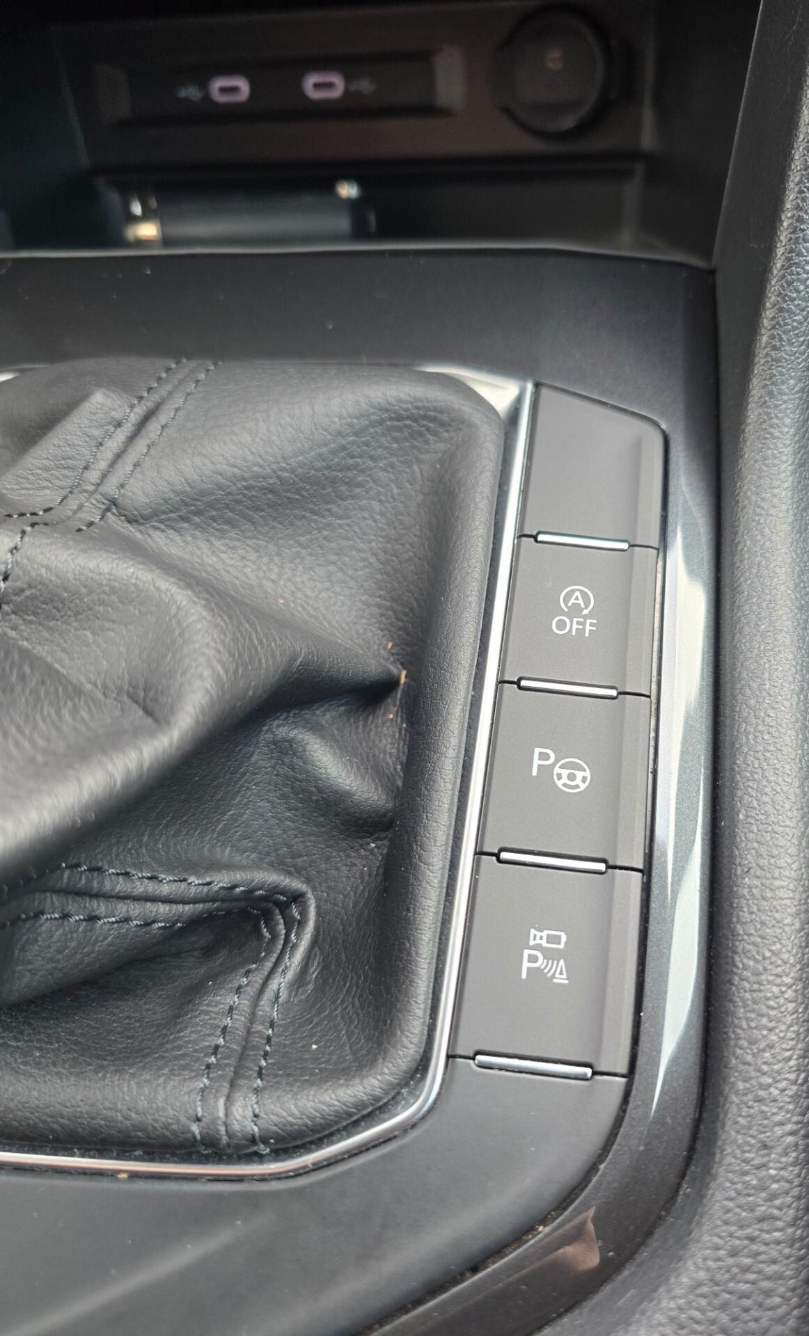 Volkswagen Tiguan 2.0 TDI 150 CV SCR DSG Elegance
