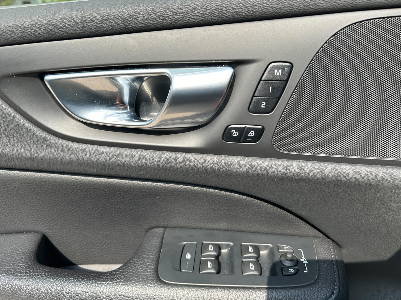 Volvo V60 Cross Country B4 (d) AWD automatico Ultimate