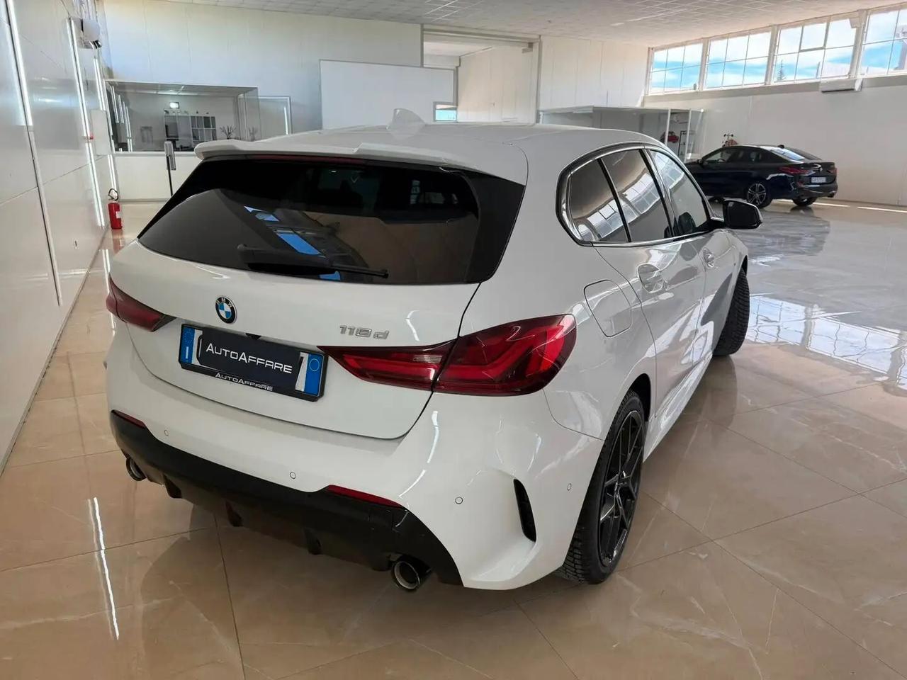 Bmw 118 118d 5p. Msport