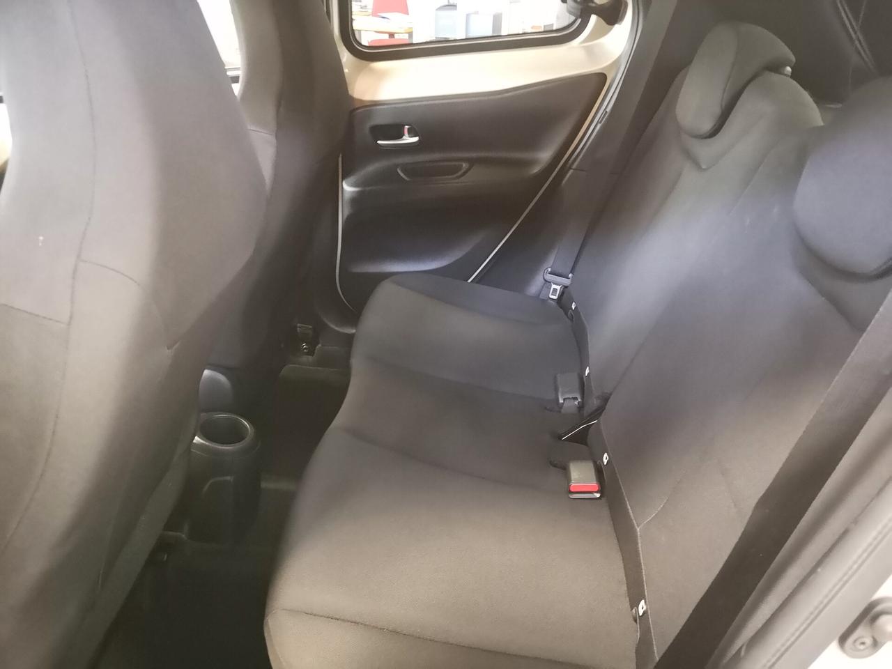 Toyota Aygo X 1.0 VVT-i 72 CV 5 porte Trend