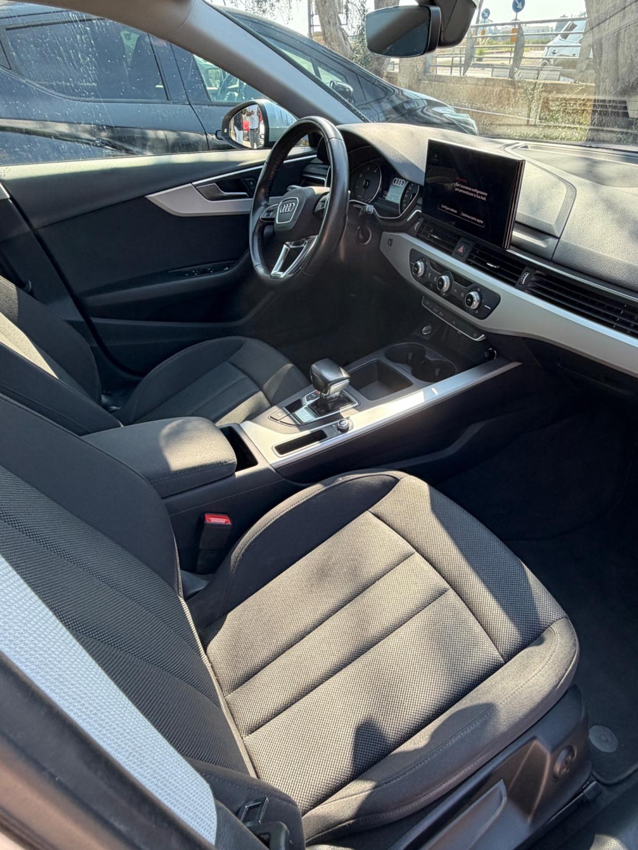 Audi A4 Avant 35 TDI/163 CV S tronic xfetta!!!