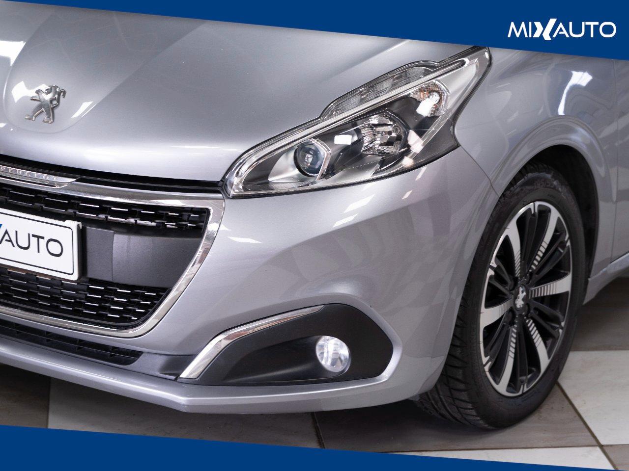Peugeot 208 1.5 BlueHDI Signature 5 Porte S&S 100CV