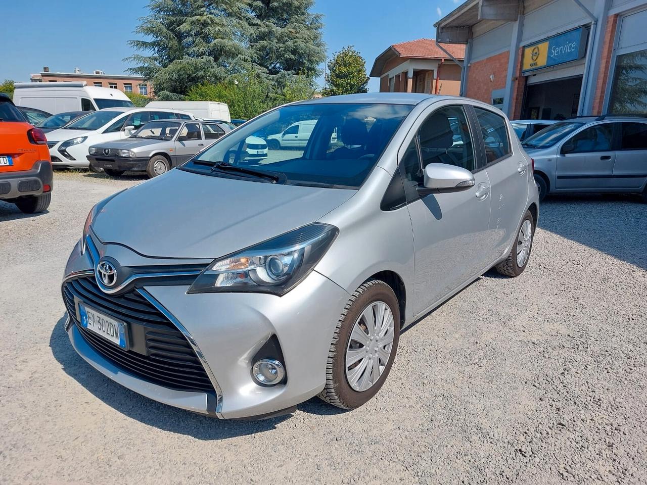 Toyota Yaris 1.4 D-4D 5 porte Lounge STUPENDA OK NEOPATENTATI