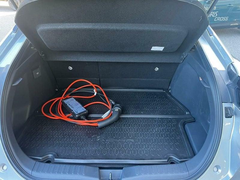 Toyota C-HR 2.0 PHEV E-CVT Trend