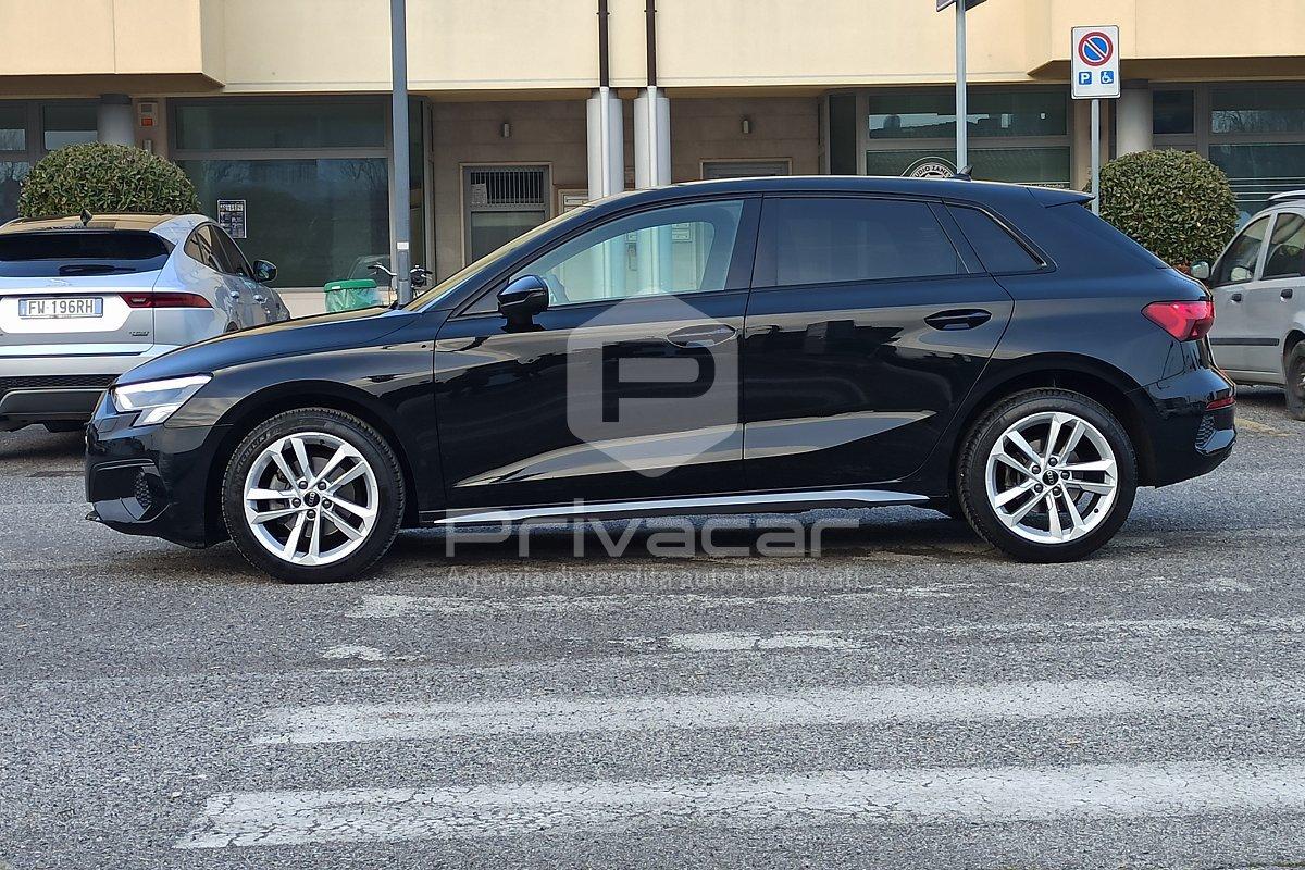 AUDI A3 SPB 35 TFSI S tronic Identity Black