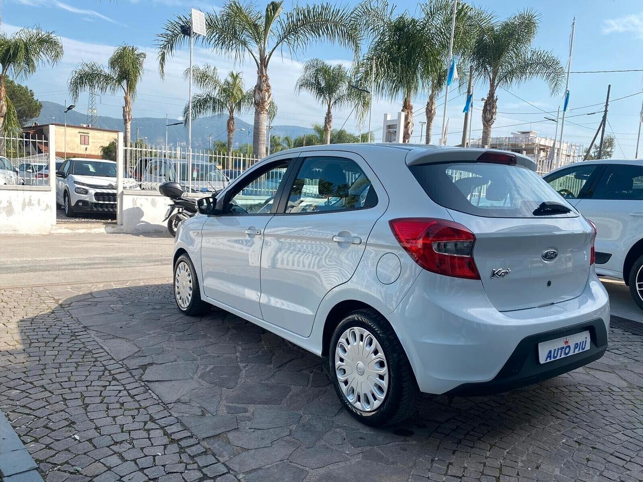 Ford Ka 70 CV 5 PORTE NEOPATENTATI