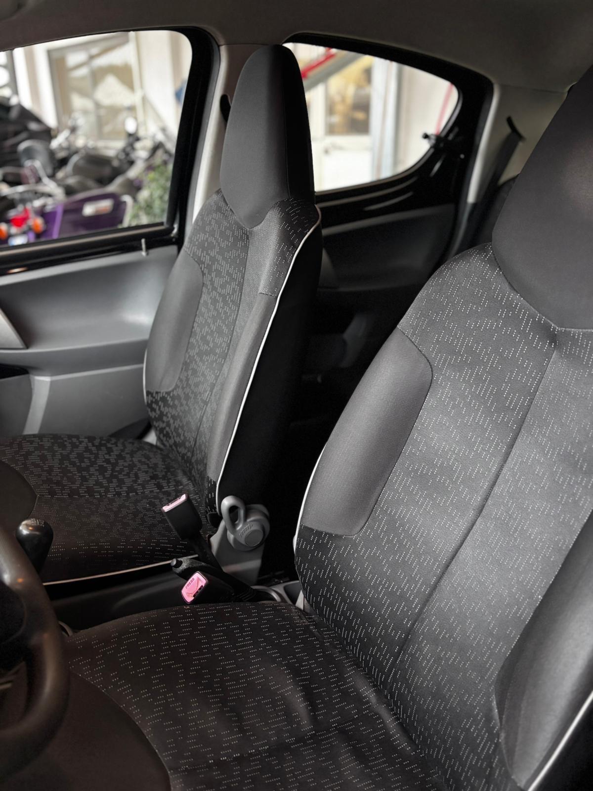 Peugeot 107 1.0 68CV 5p. Sweet Years