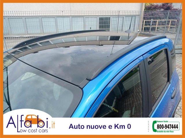 FIAT Panda 1.0 FireFly 70CV Hybrid Pandina (Cross Look)