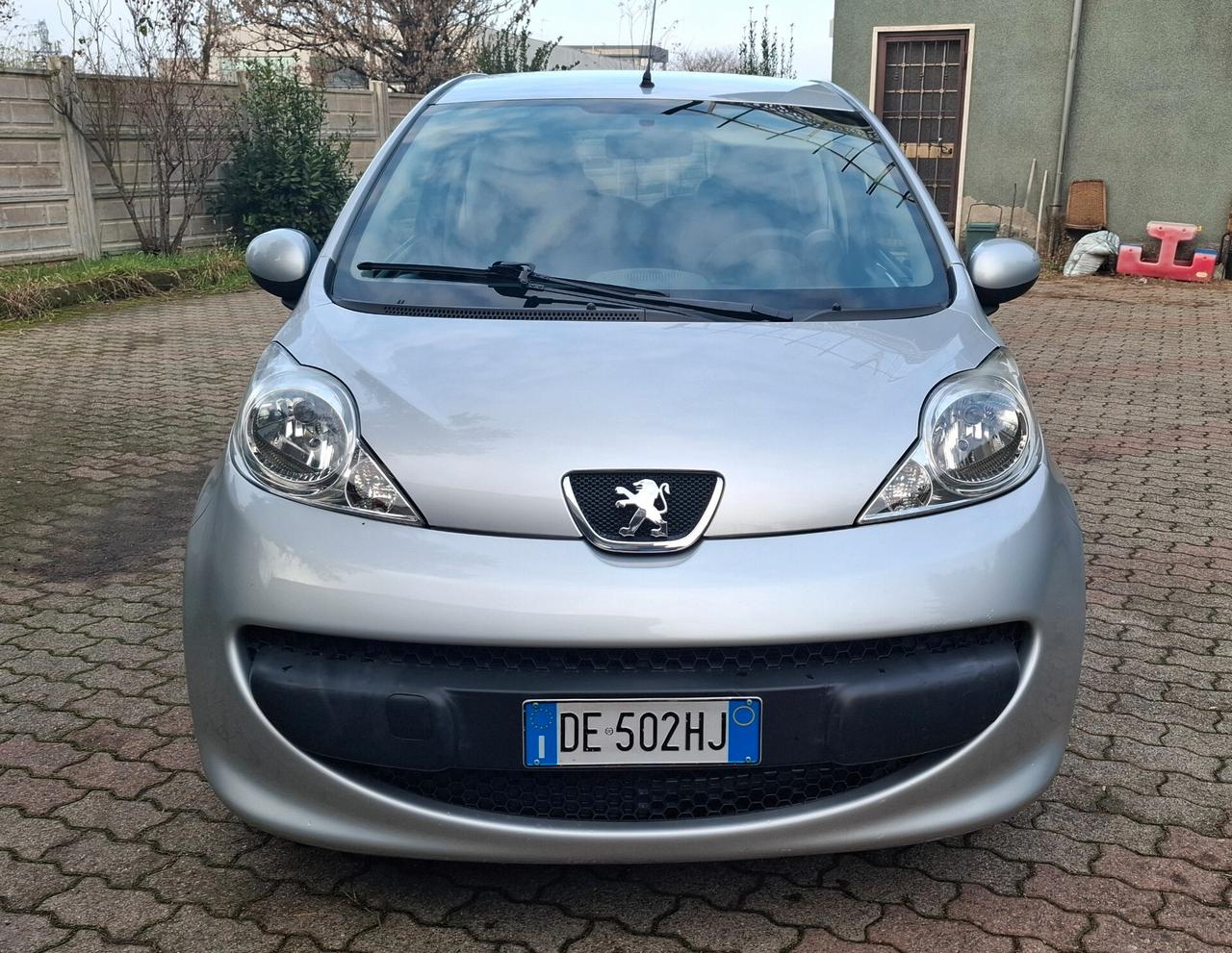 Peugeot 107 1.0 68CV 3p. Plaisir 2Tronic