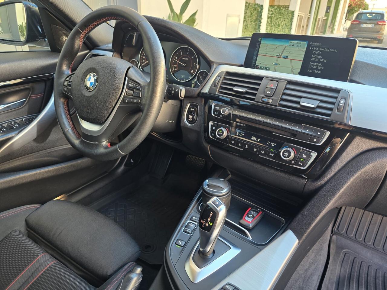 Bmw 318 d 150 Cv Touring Sport+Fari Led+Navy....