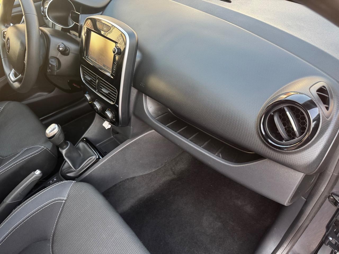 Renault Clio TCe 90 CV GPL 5 porte neopatentati