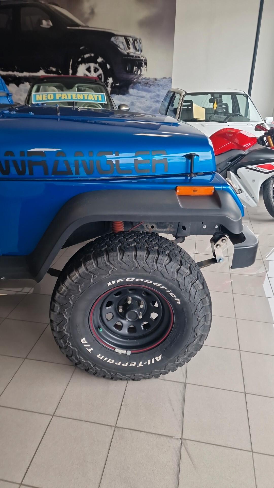 Jeep wrangler 4.0 benzina