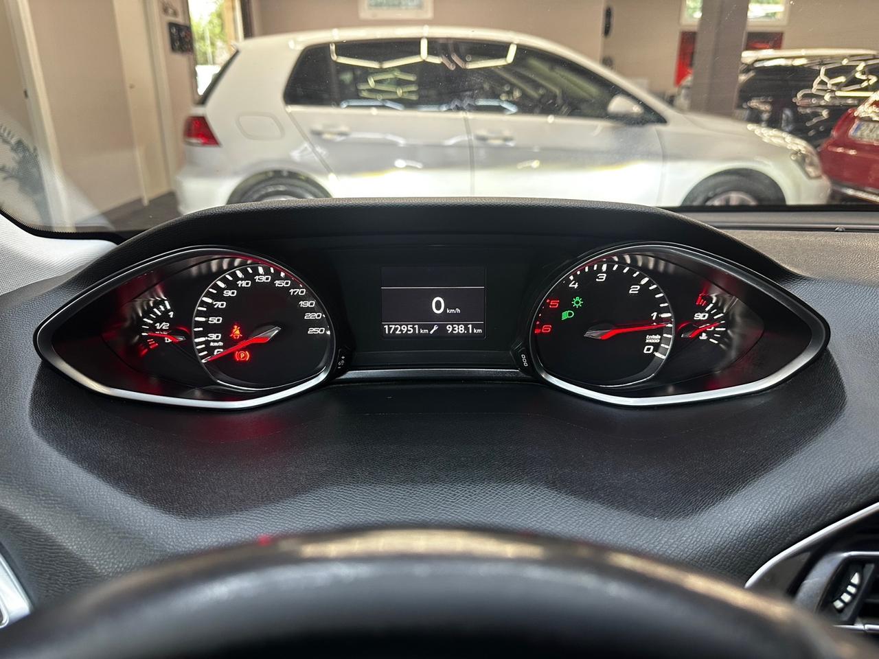 Peugeot 308 BlueHDi UNIPROP FULL LED - FABIANOAUTO