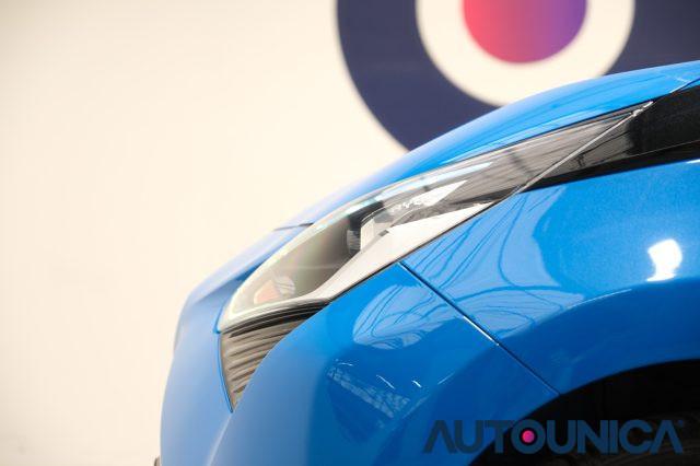 TOYOTA Aygo 1.0 VVT-i 72 CV 5 PORTE X-PLAY MMT NEOPATENTATI