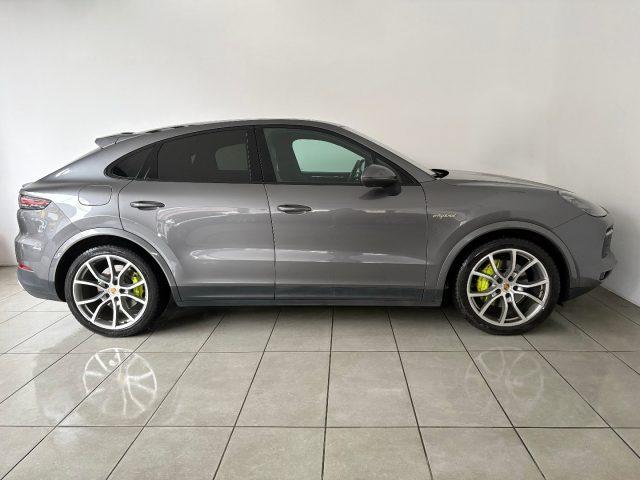PORSCHE Cayenne Coupé 3.0 V6 E-Hybrid