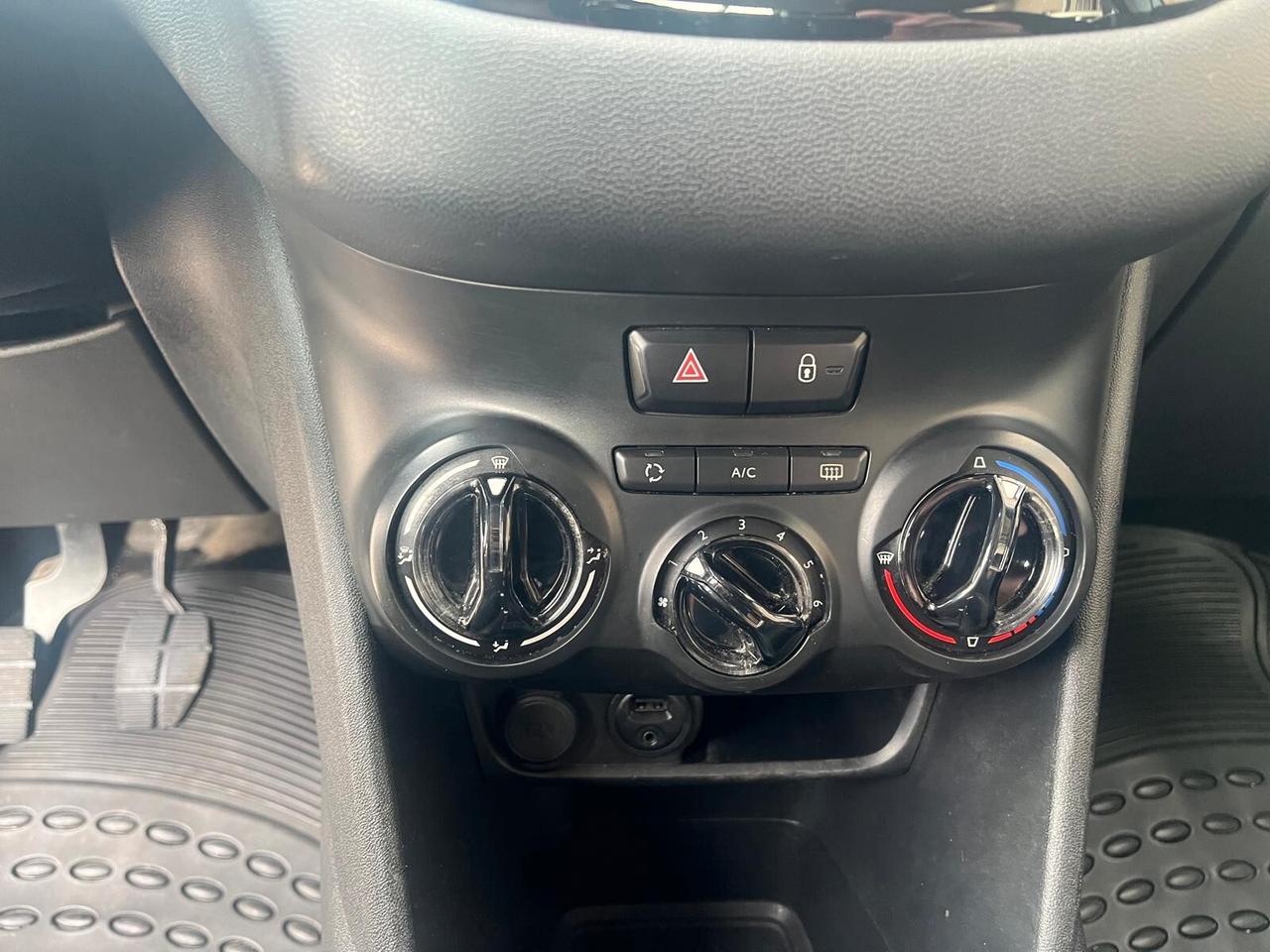 Peugeot 208 208 5p 1.0 puretech (vti) Active - NEOPATENTATI OK