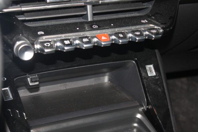 PEUGEOT 208 PureTech 100 5 porte Allure