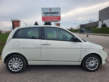 Lancia Ypsilon 1.3 MJT 75 CV Diva