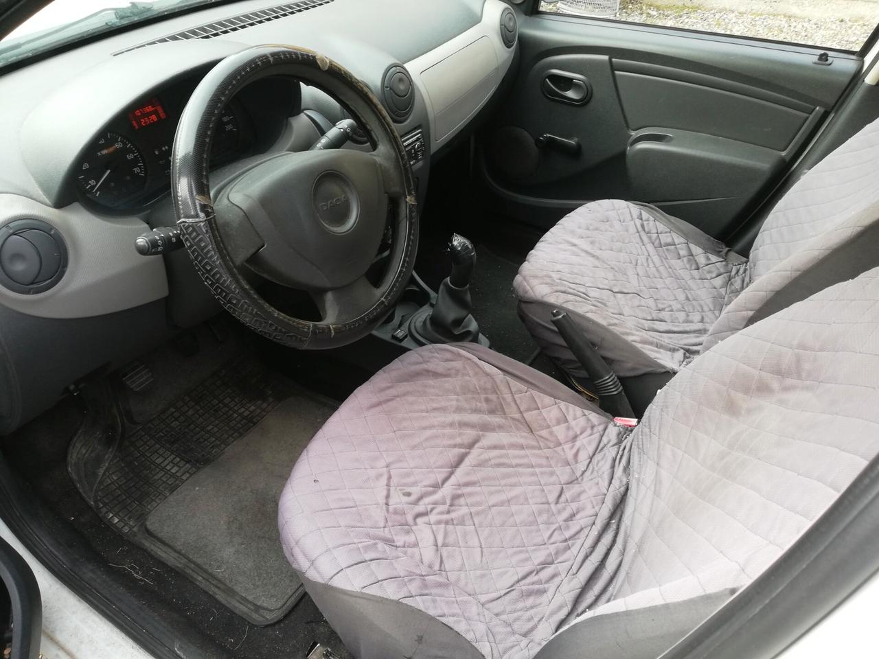 Dacia Sandero 1.4 8V GPL - 2010