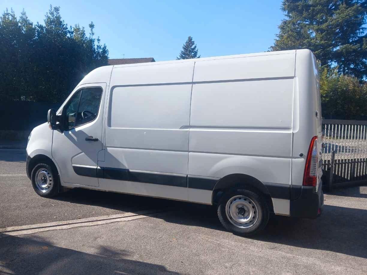 Nissan Interstar 35 2.3 dCi 135CV Furgone ANNO 2022