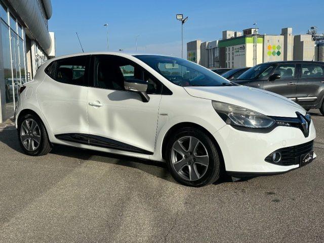 RENAULT Clio 1.5 dCi 8V 75CV 5P. Costume National