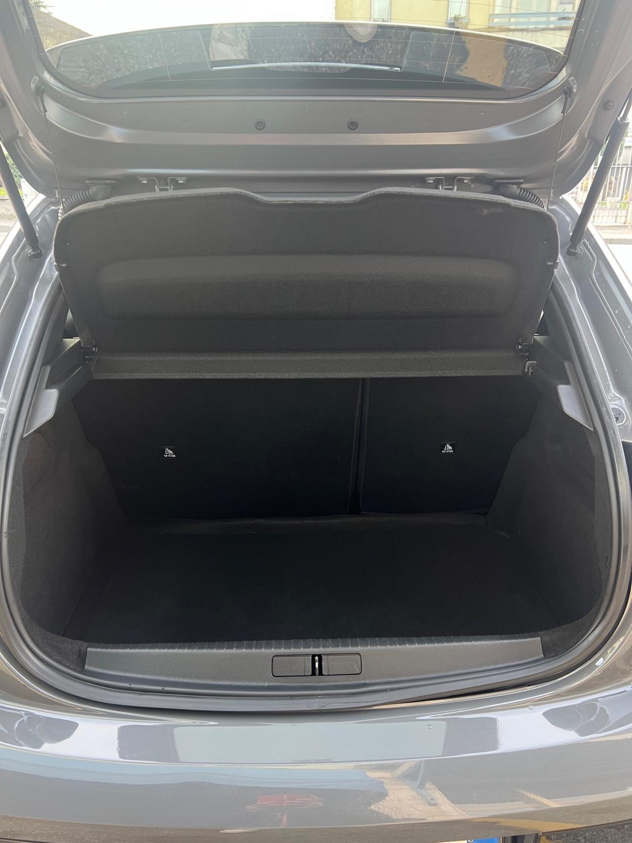 Peugeot 208 PureTech 100 Stop&Start 5 porte Allure