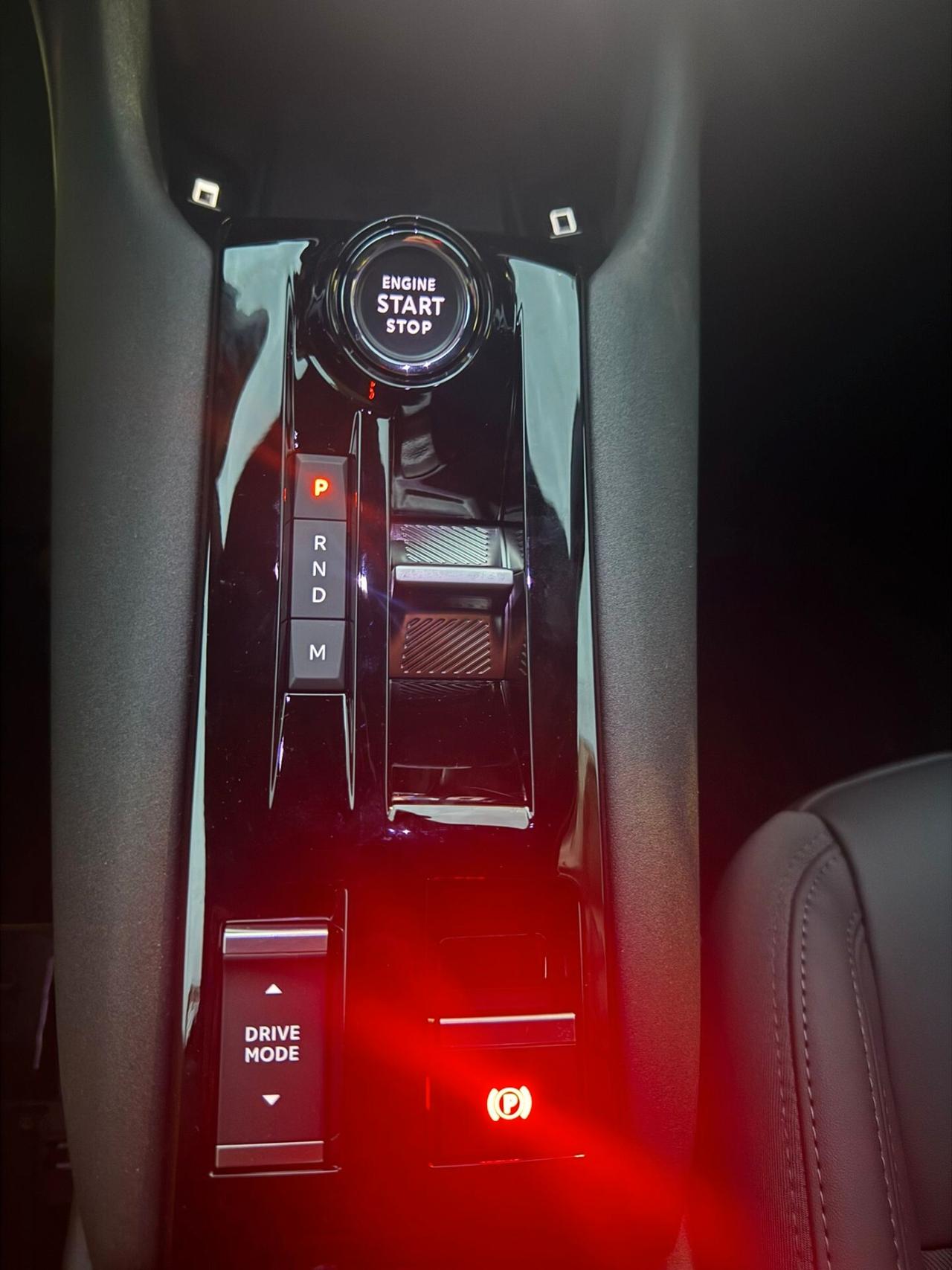 Alfa Romeo Junior 1.2 145 CV Hybrid eDCT6 Speciale