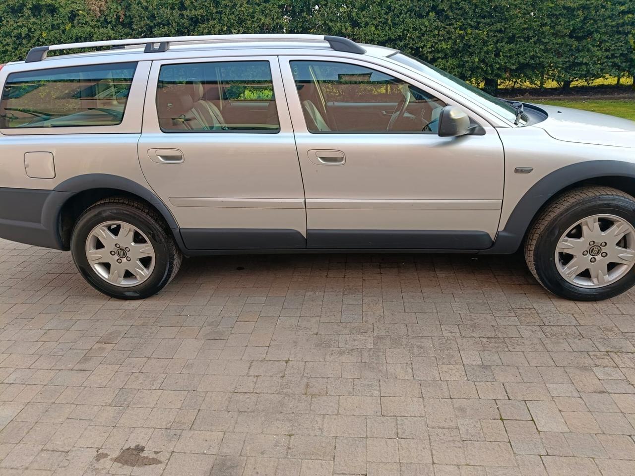 Volvo XC70 2.4 D 20V (163CV) MANUALE