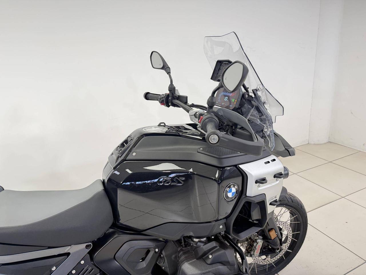 BMW R 1300 GS Adventure Triple Black