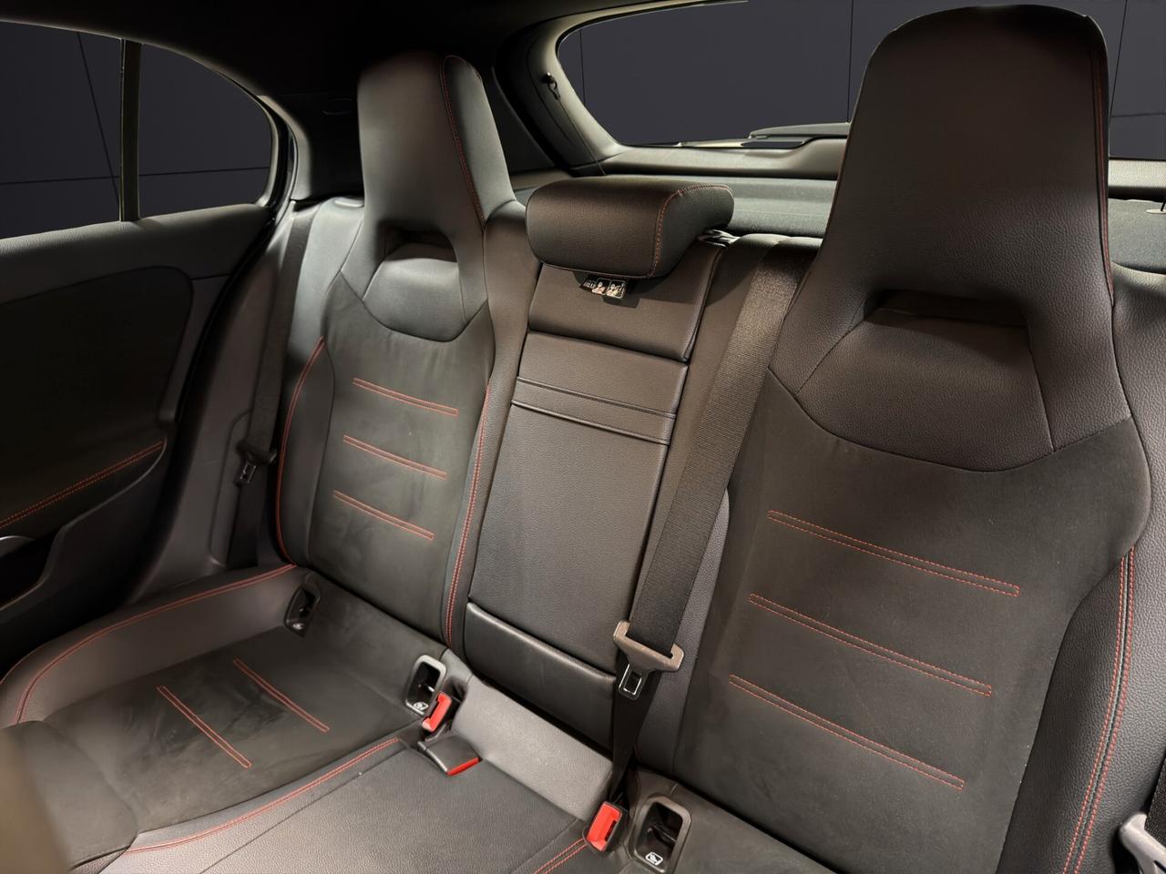 Mercedes-benz A 200 200d Automatic Amg Premium