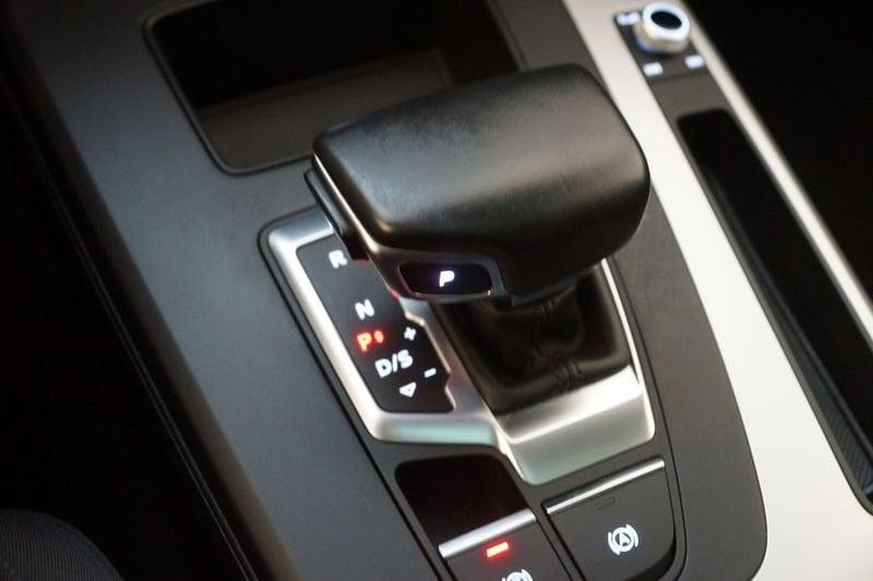 Audi Q5 Q5 35 2.0 tdi mhev Business s-tronic