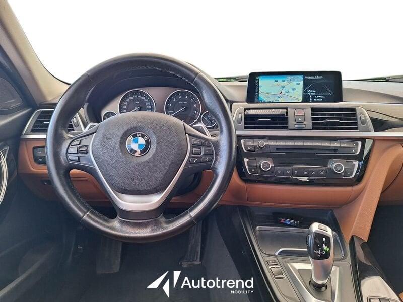 BMW Serie 3 330e 252 CV Plug-In Hybrid Automatica NAVI LED Luxury