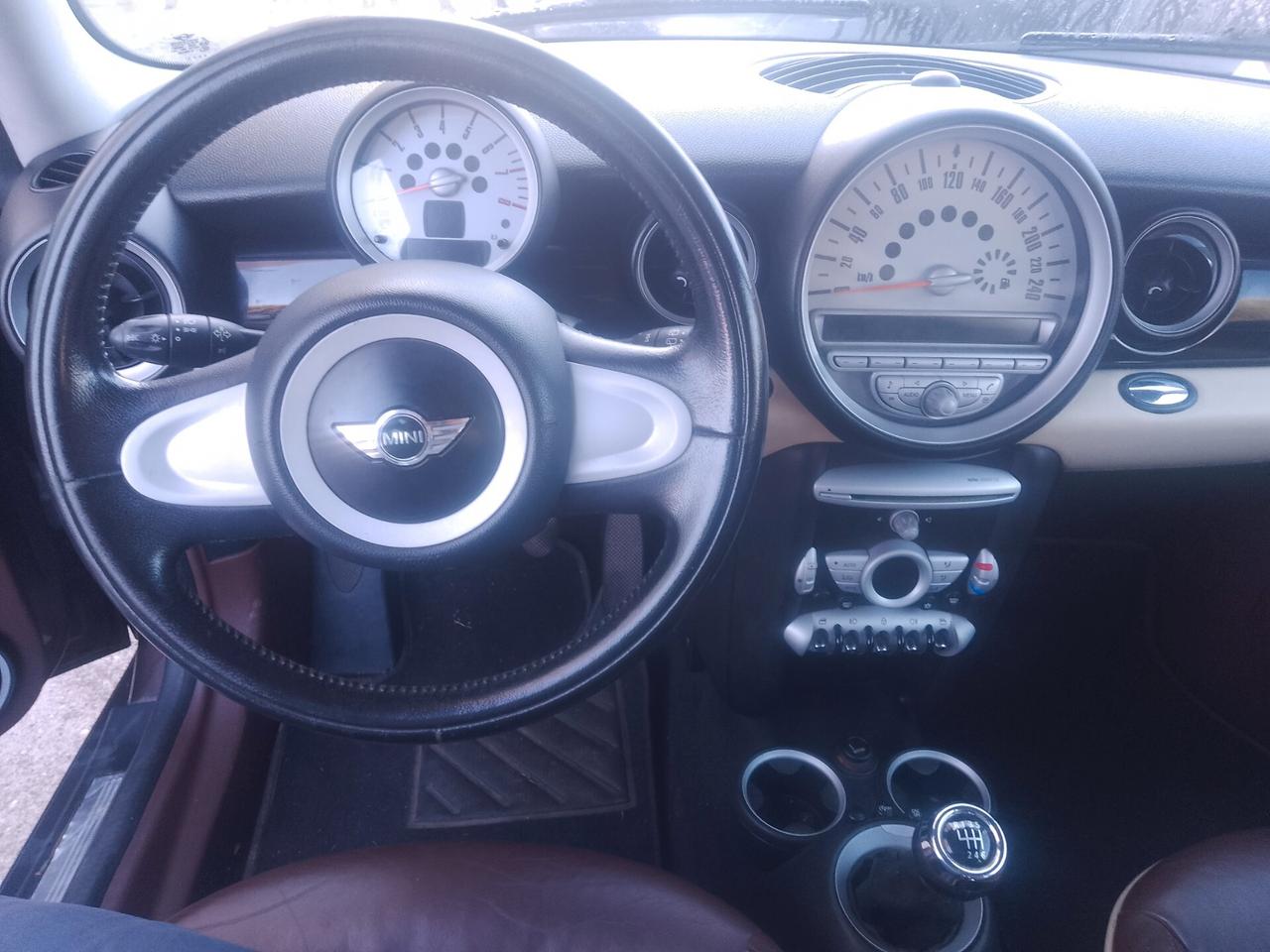 Mini Cooper Clubman 1.6 16V Chili