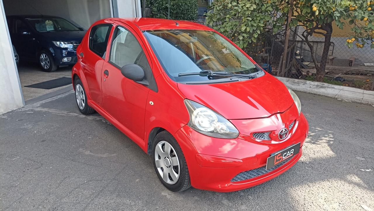Toyota Aygo 1.0 12V VVT-i 5 porte