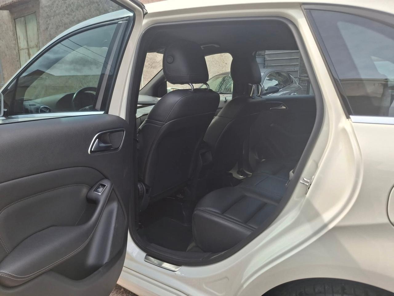 Mercedes-benz B 180 CDI BlueEFFICIENCY Premium
